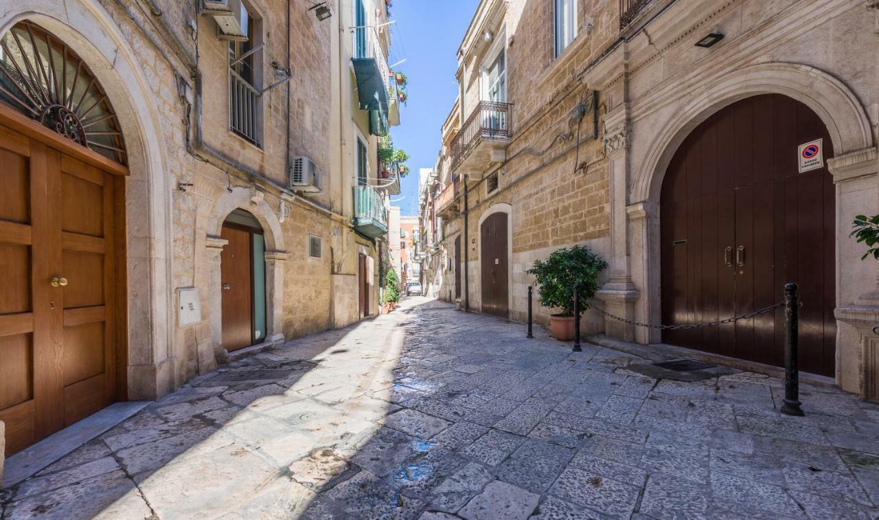 San Nicola Old Town Apartment Casatuabari Esterno foto