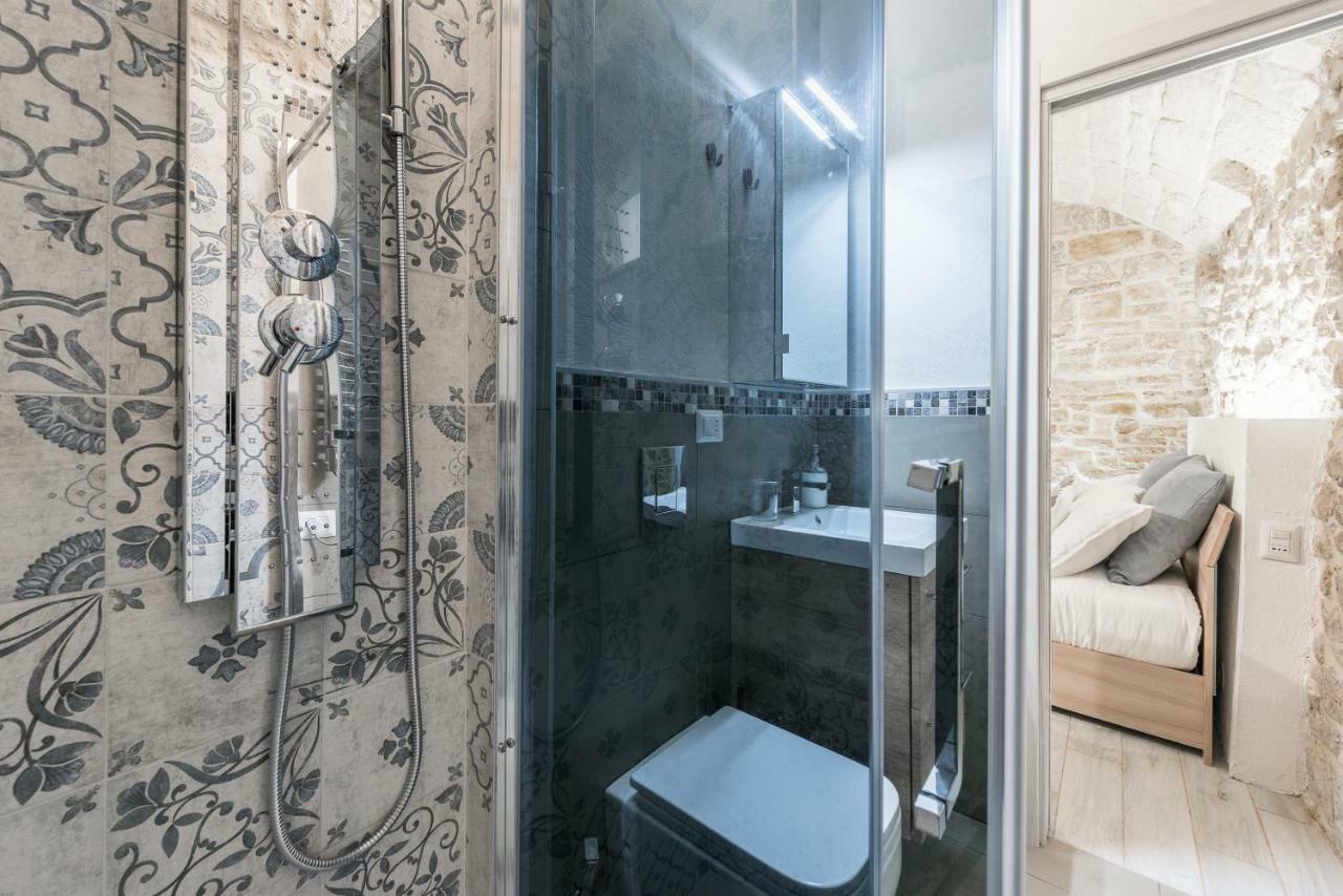 San Nicola Old Town Apartment Casatuabari Esterno foto