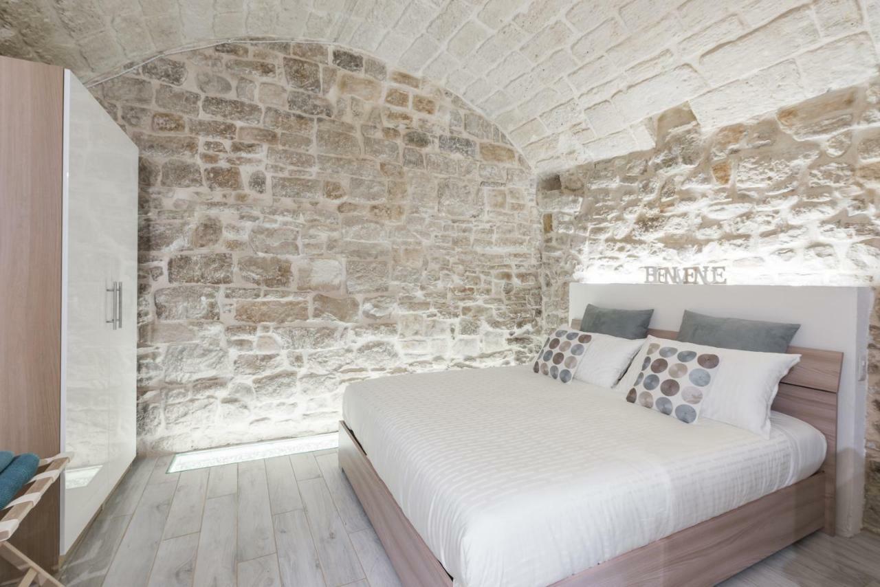 San Nicola Old Town Apartment Casatuabari Esterno foto